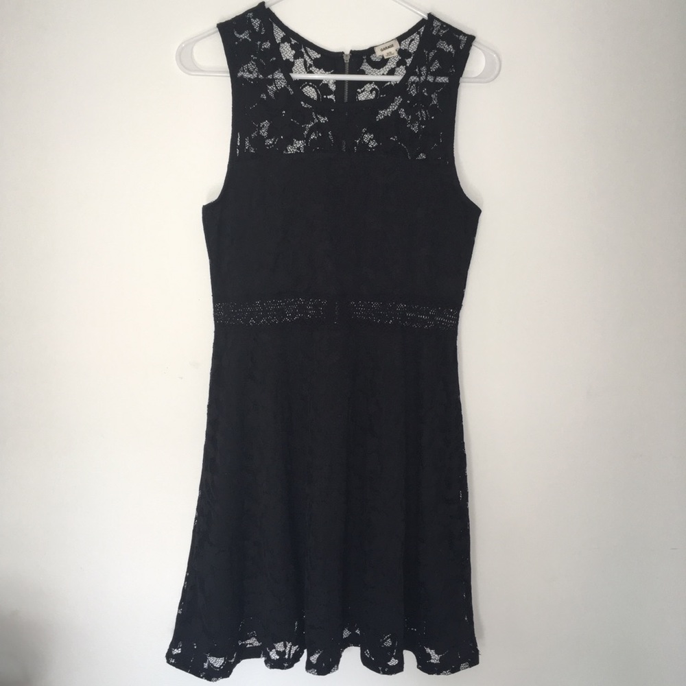 Elegant Black Lace Dress